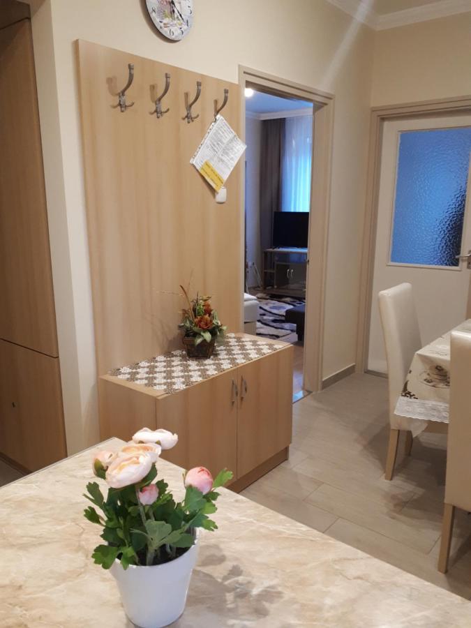 Katalin Apartman Hajduszoboszlo Exterior photo