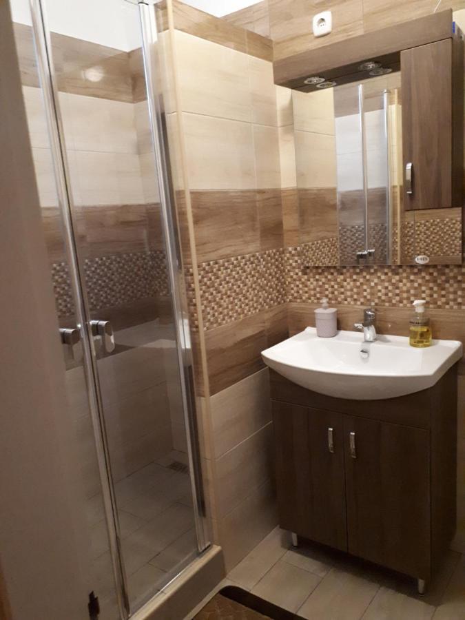 Katalin Apartman Hajduszoboszlo Exterior photo